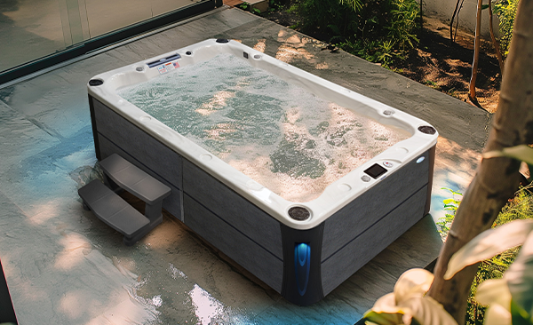 Deck Series Reading hot tubs for sale